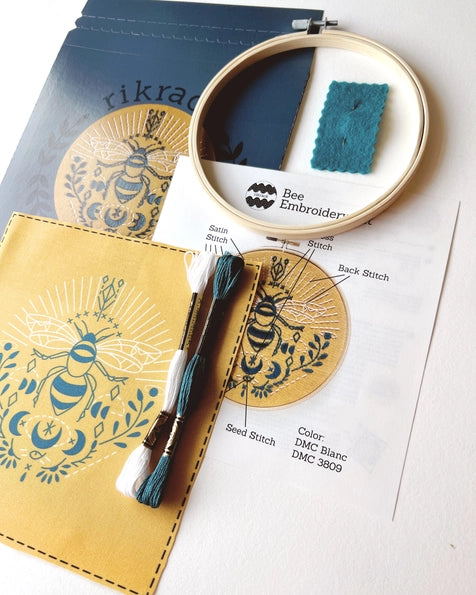Rikrack Embroidery Kit - Bee
