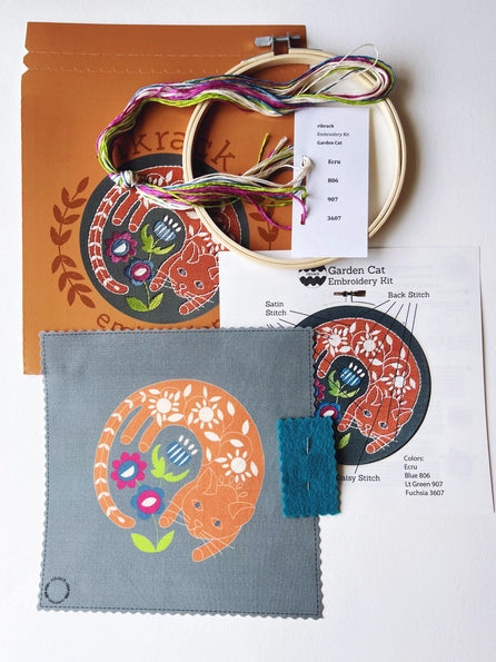 Rikrack Embroidery Kit - Garden Cat