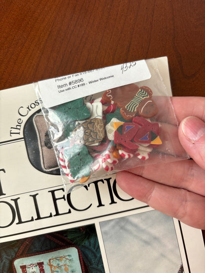 The Cricket Collection - Winter Welcome (with Buttons)