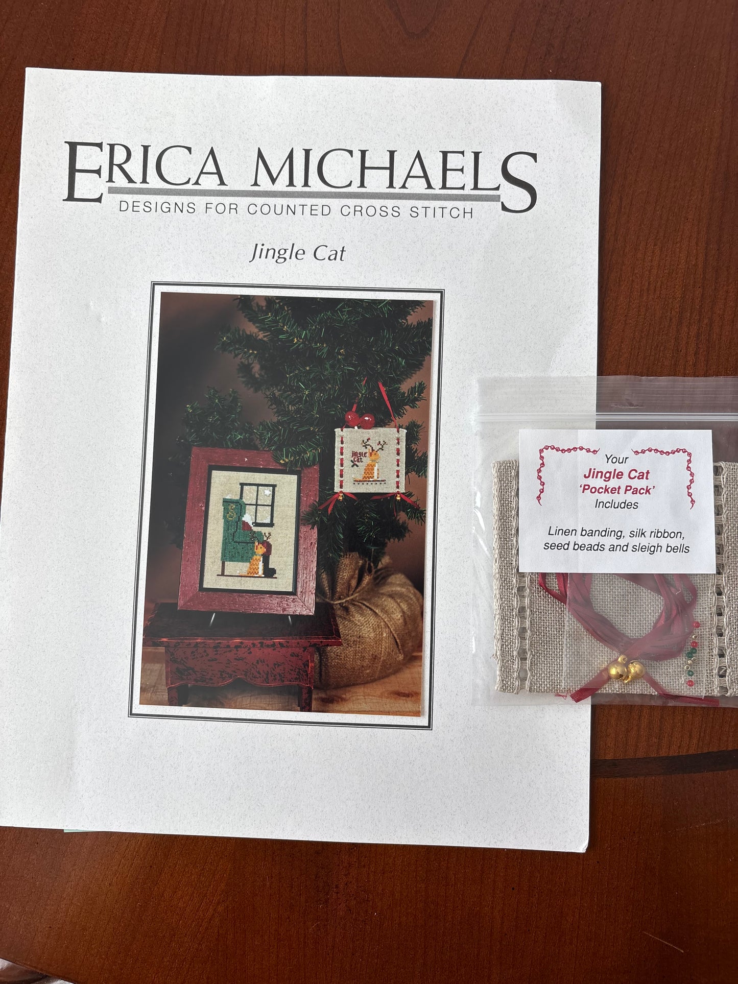 Erica Michaels - Jingle Cat Kit