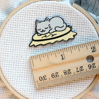 Snarky Crafter Needle Minder - Comfy Kitty Hoop