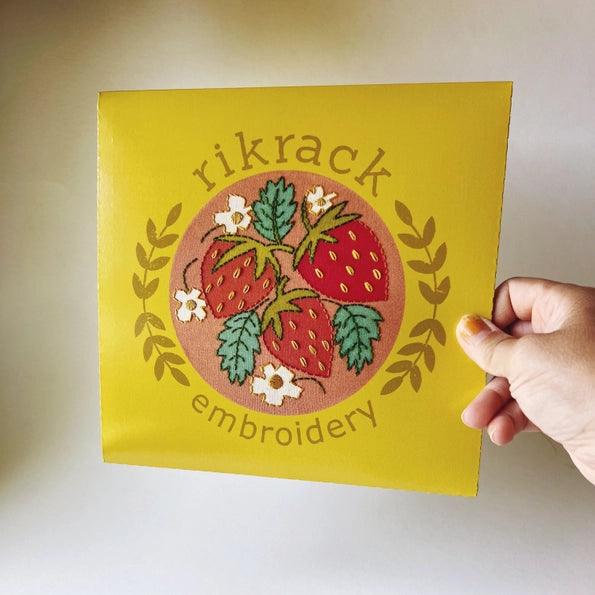 Rikrack Embroidery Kit - Strawberries